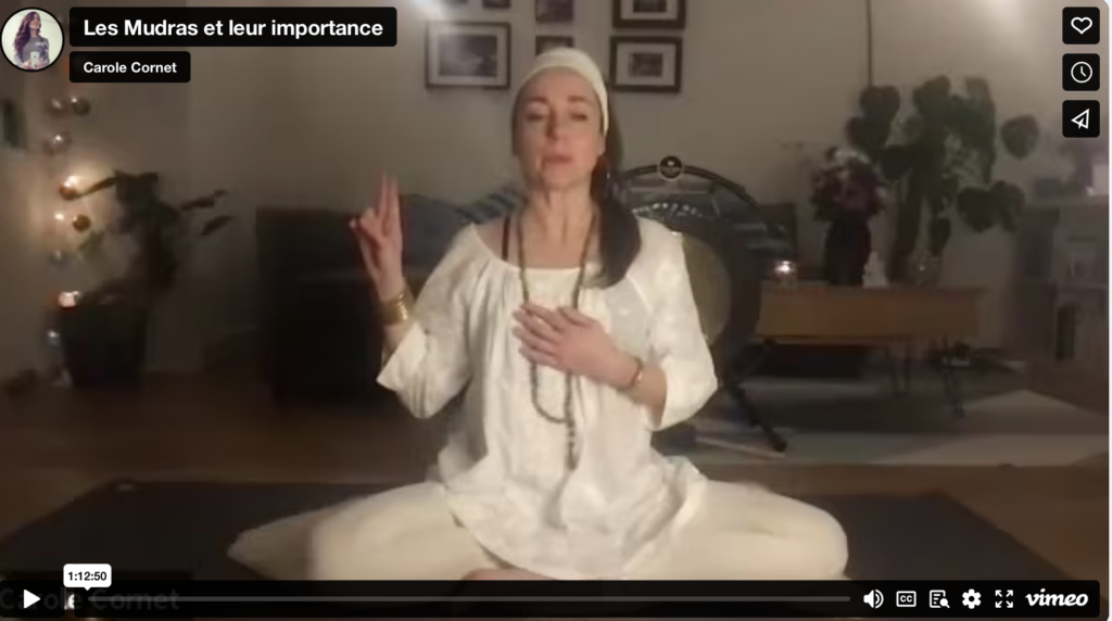 Les Mudras mudras